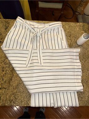 Joie White / Black Wide-Leg Stripe Pants with Paper Bag Tie Waist XL